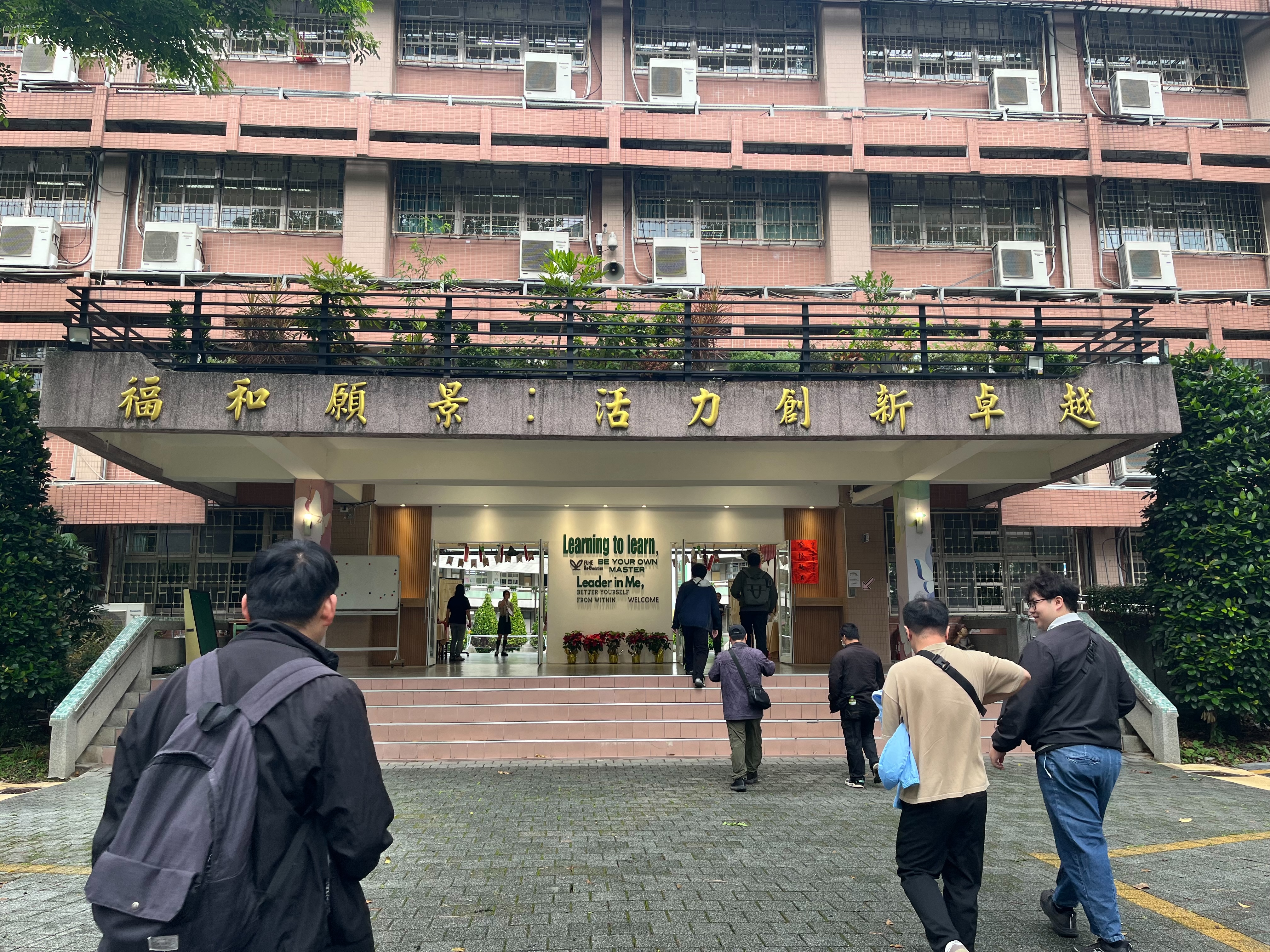 台電2026年新進僱用人員甄試今(10)日登場，分別在台北、台中、高雄、花蓮4考區共8個考場同步舉行。