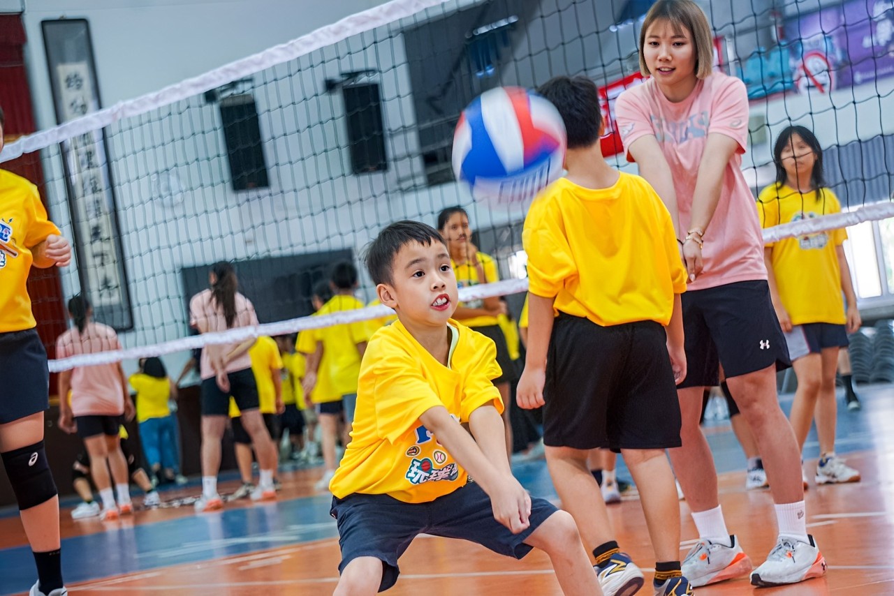 Taipower leverages team resources to promote public welfare through programs such as Taipower Fun Sports Camp, which has been held every summer since 2016. To date, over 18,000 children have participated in this exciting program.